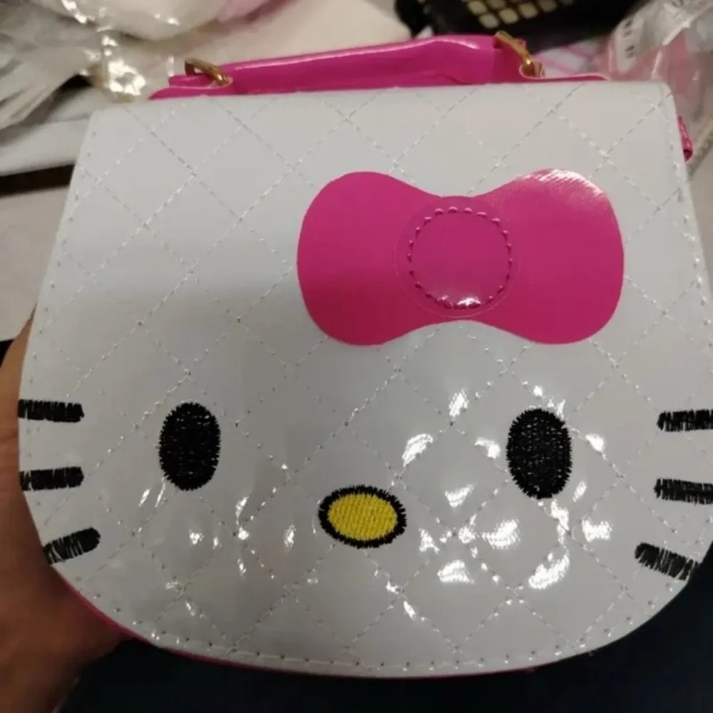 Hello Kitty Crossbody Bag